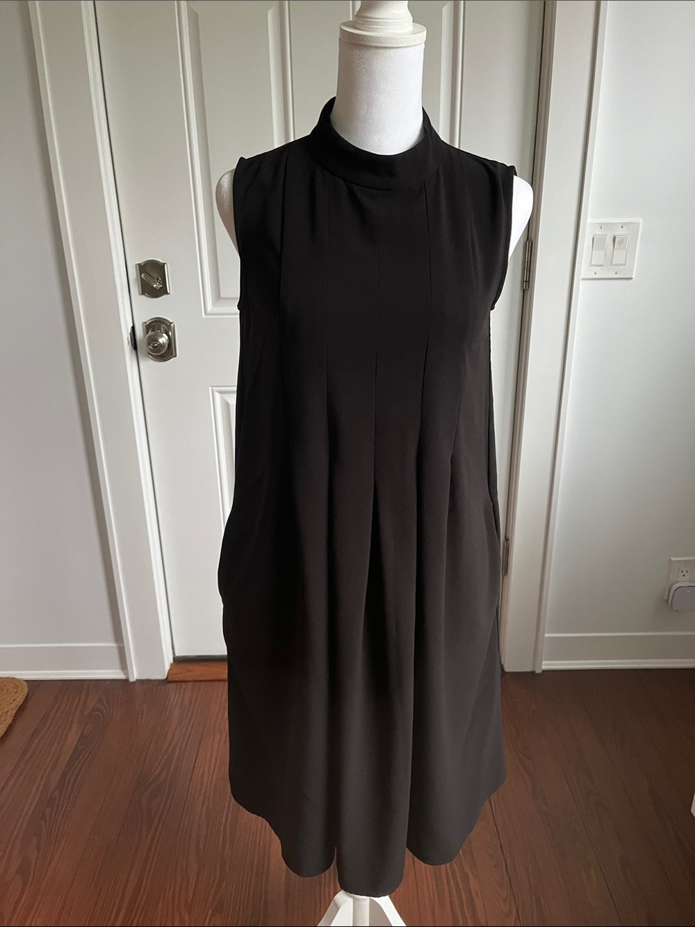Uniqlo Black Knee High Dress